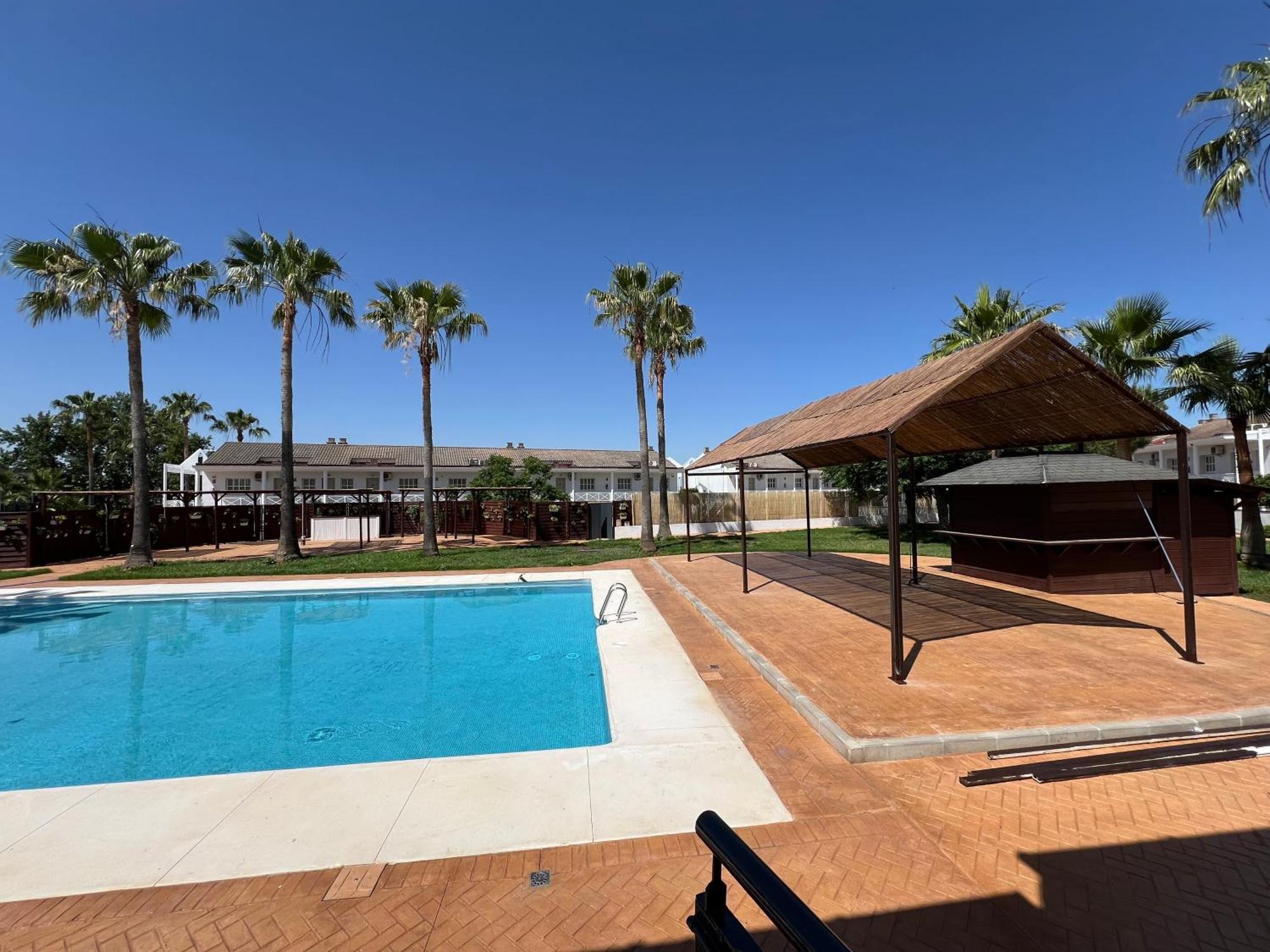 Hospedium Hotel Blu Torre De Sevilla Torre de la Reina Ngoại thất bức ảnh