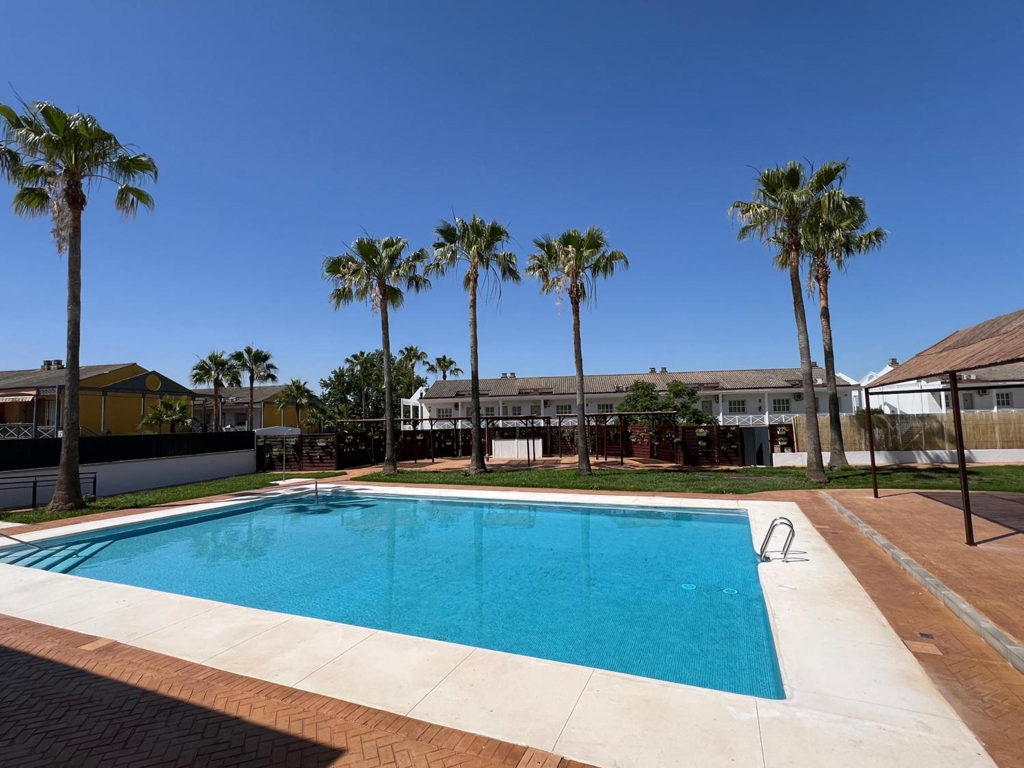 Hospedium Hotel Blu Torre De Sevilla Torre de la Reina Ngoại thất bức ảnh