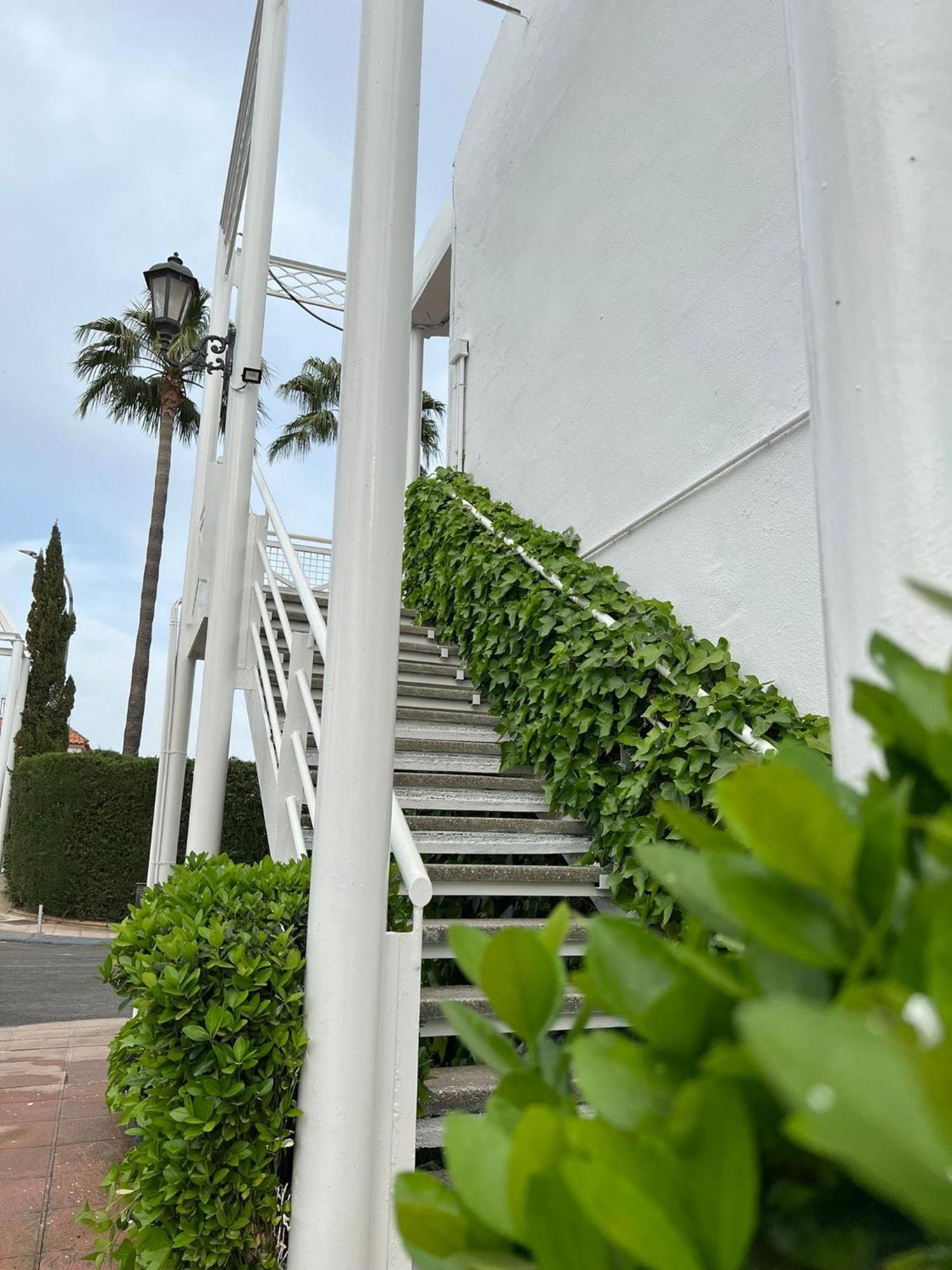 Hospedium Hotel Blu Torre De Sevilla Torre de la Reina Ngoại thất bức ảnh