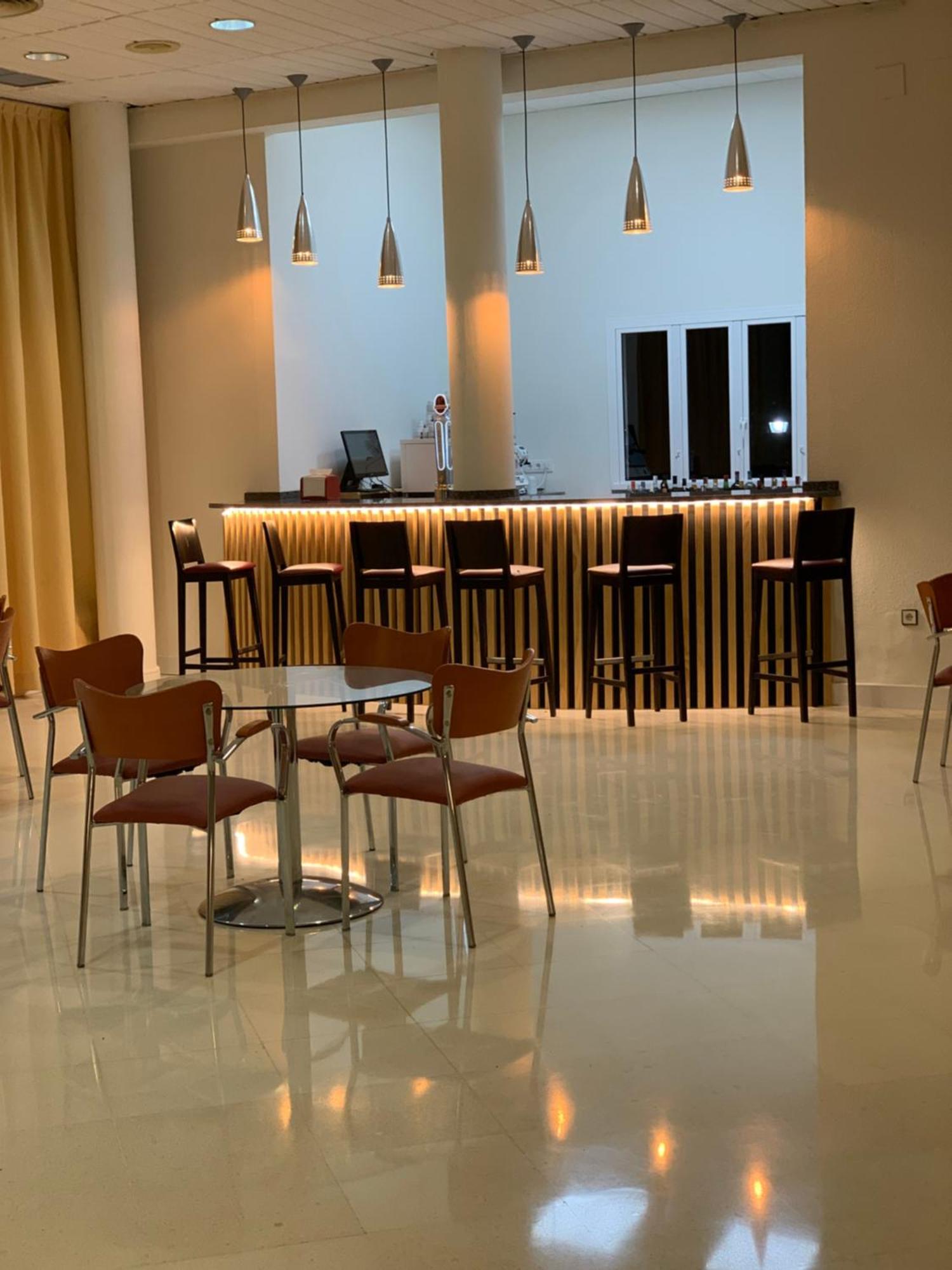 Hospedium Hotel Blu Torre De Sevilla Torre de la Reina Ngoại thất bức ảnh