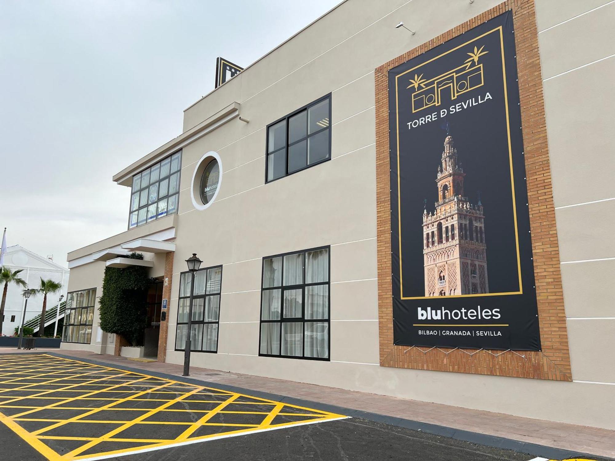 Hospedium Hotel Blu Torre De Sevilla Torre de la Reina Ngoại thất bức ảnh