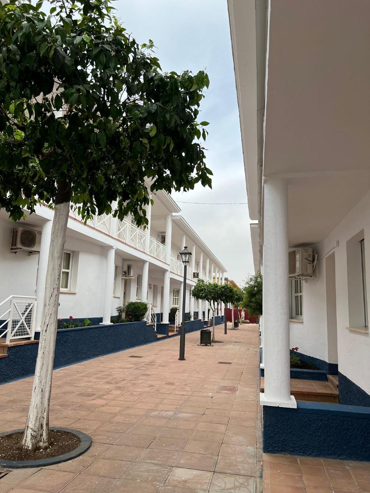 Hospedium Hotel Blu Torre De Sevilla Torre de la Reina Ngoại thất bức ảnh