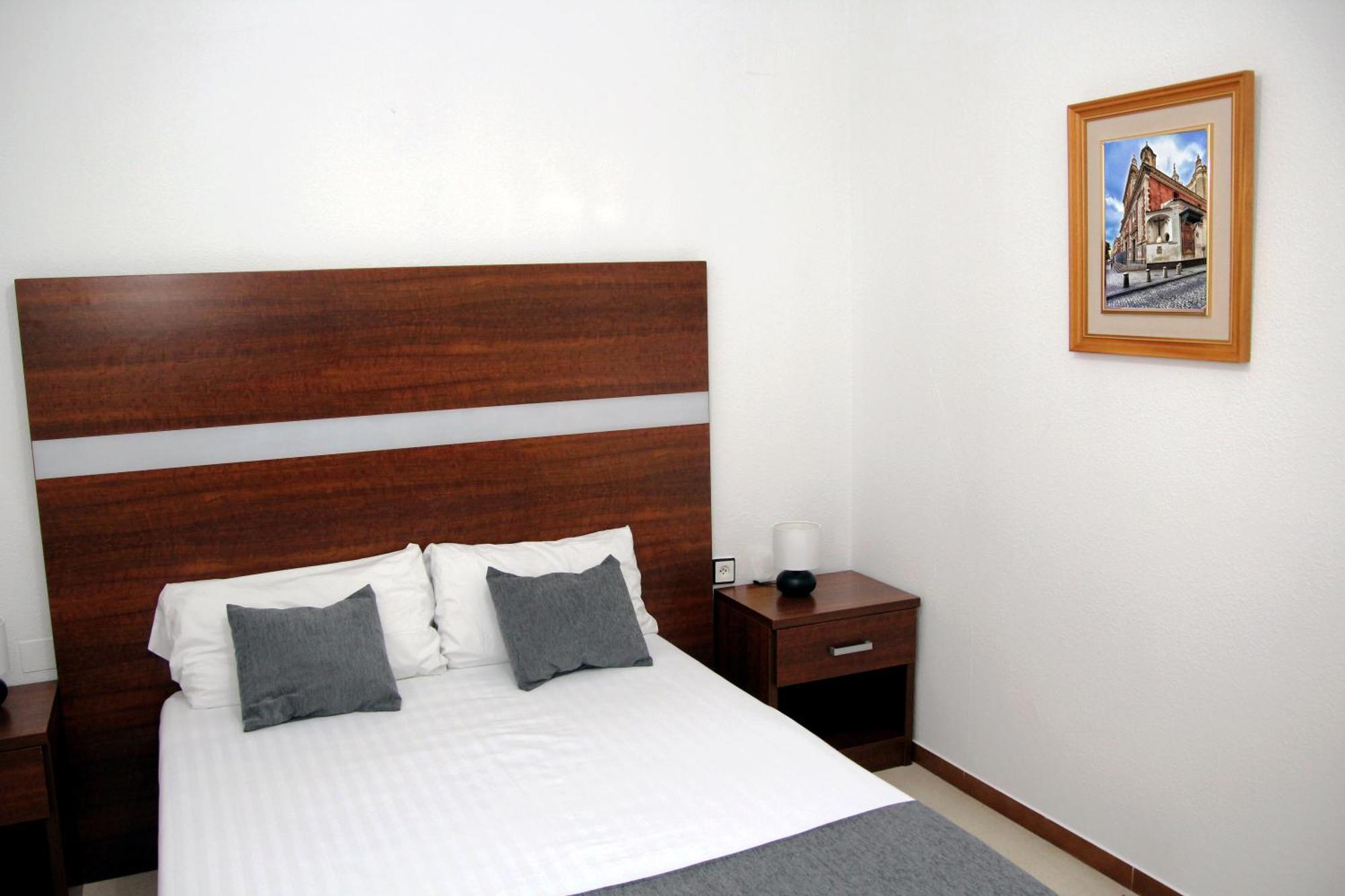 Hospedium Hotel Blu Torre De Sevilla Torre de la Reina Ngoại thất bức ảnh
