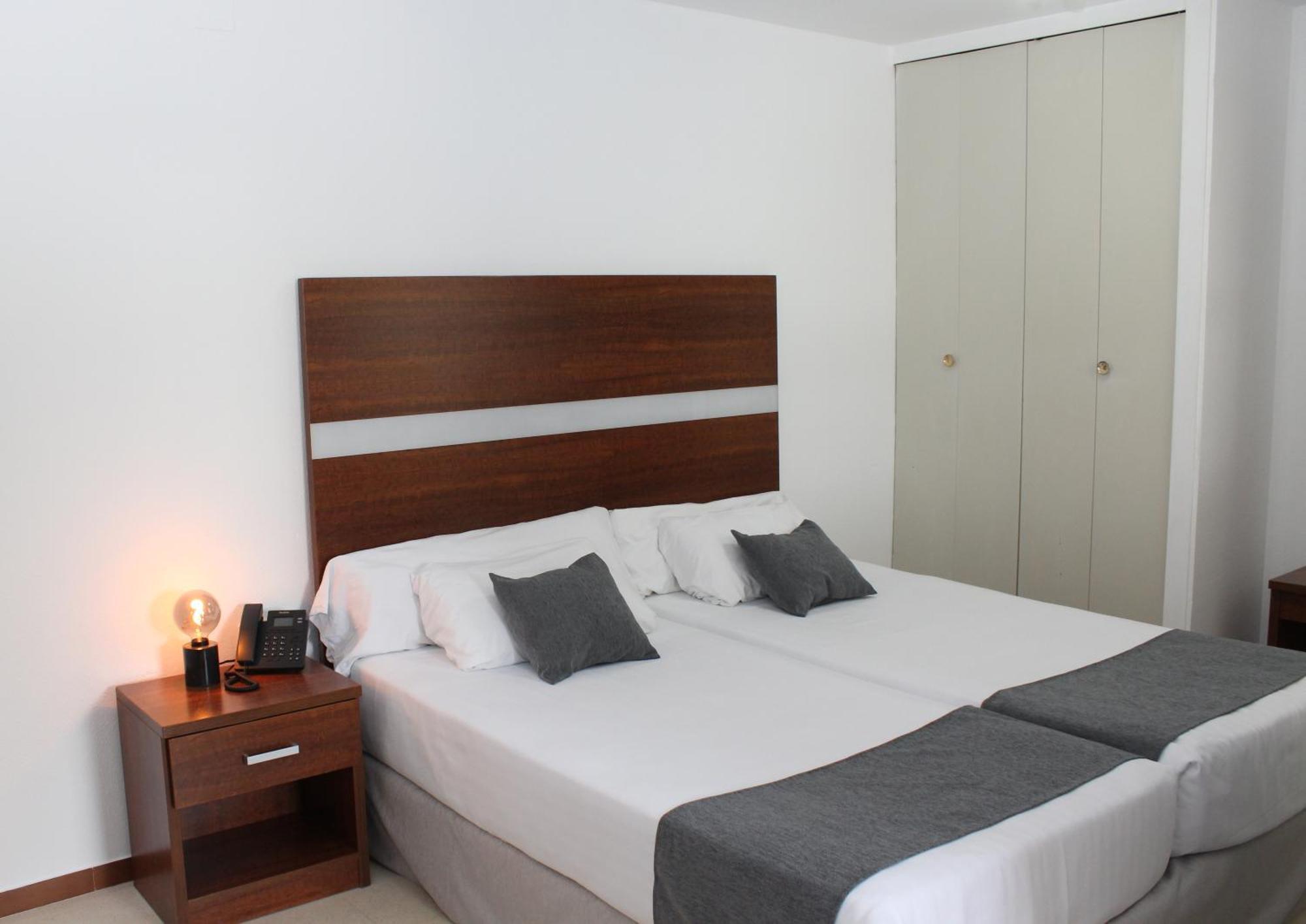 Hospedium Hotel Blu Torre De Sevilla Torre de la Reina Ngoại thất bức ảnh